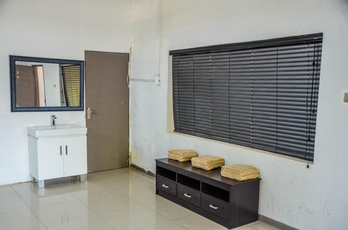 Sani Bonani Guest House Klerksdorp Ngoại thất bức ảnh